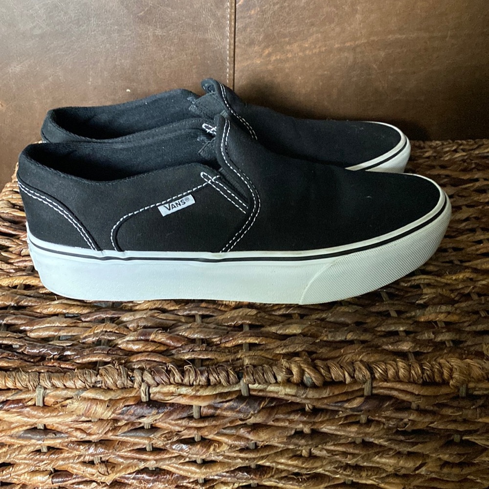 Black platform vans- runs large